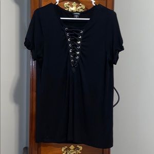 Black v-neck crisscross short sleeve shirt